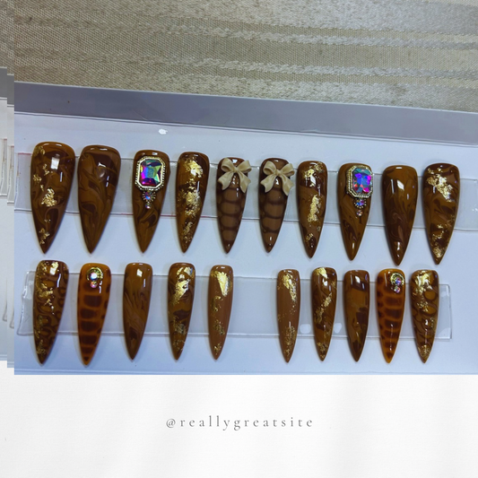 Safari princess nails